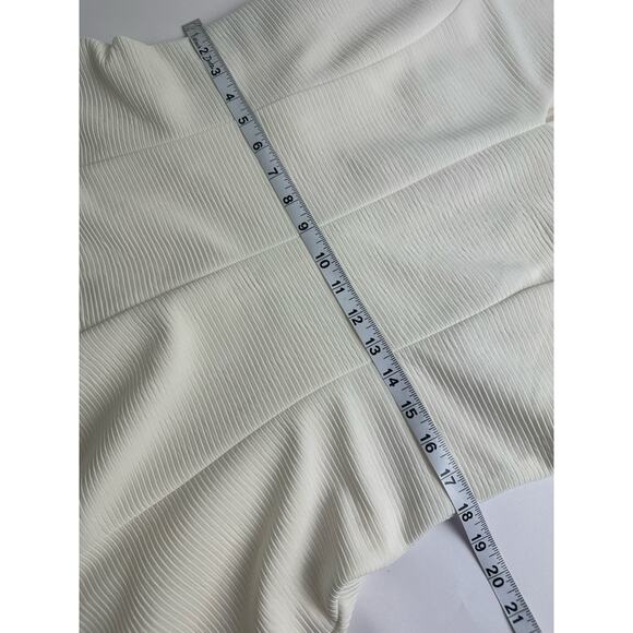 Hutch Size XL Vicki White Ribbed Fit and Flare Textured V-Neck Anthropologie - Picture 7 of 9